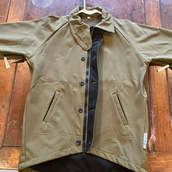 Swrve Cycling Jacket - Picture 2 of 8